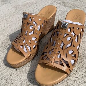Brighton wedge sandal
